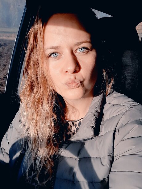 Petronka perfect model picture