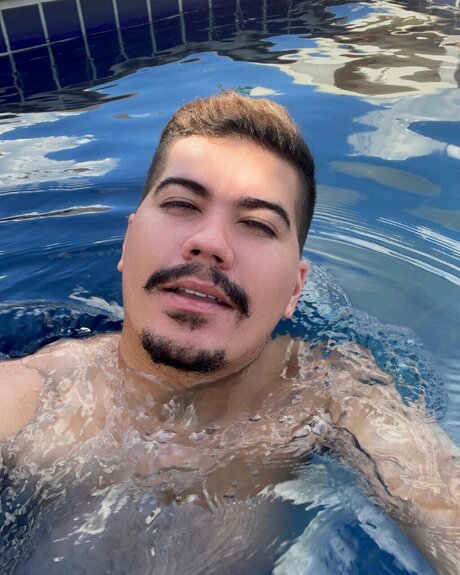 Eduh Petrucci nice star picture