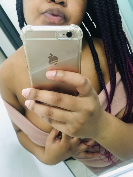 Lihle free actress image