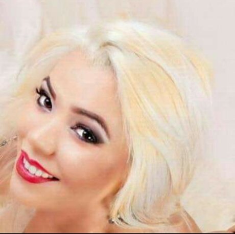 Blonda sexy24 naked model img