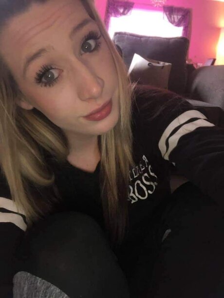 _Amanda Alisabethh_ beautiful model images