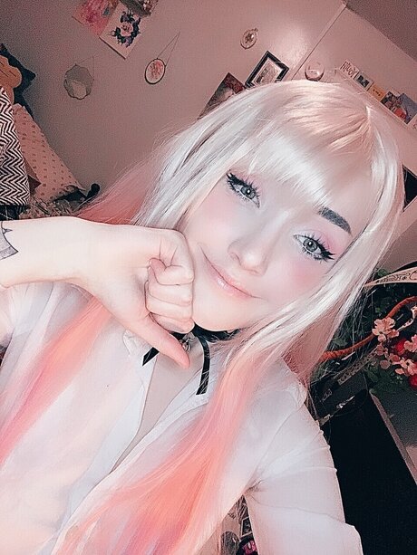 Jess Nara naked model img