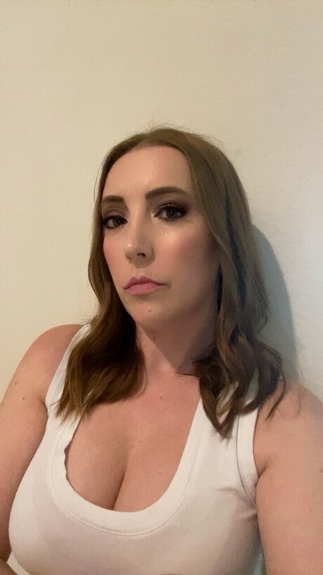 LaylaBelle naked actress pictures