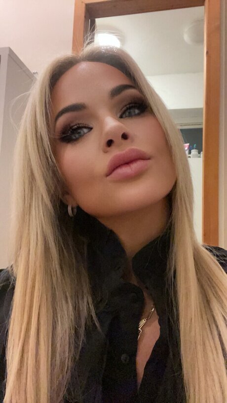 Scottish Lass pornstar exclusive pic