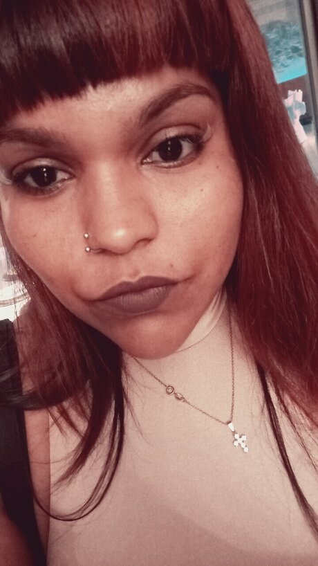 Leila barro erotic actress pic