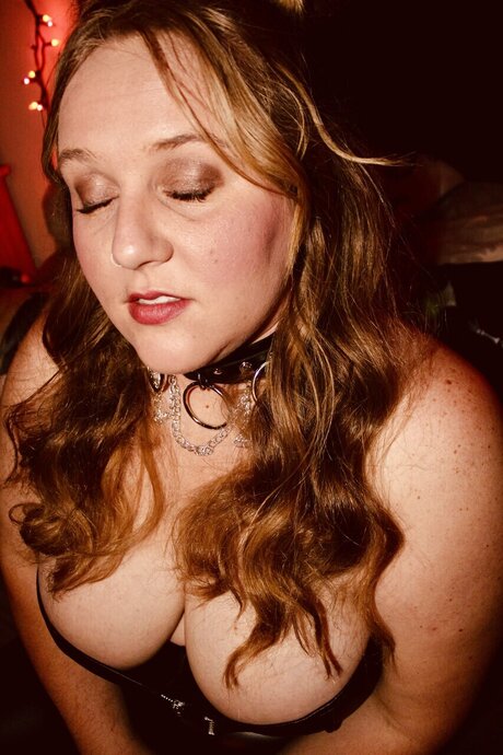 Beautiful Lazy free actress pictures