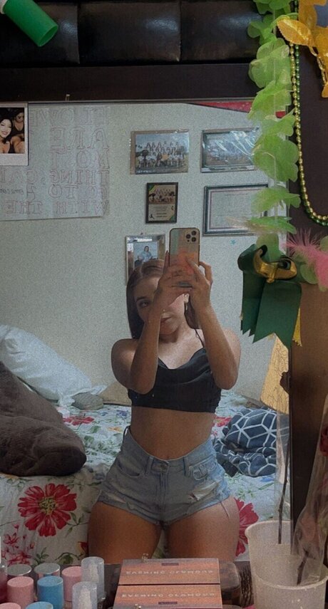 Alejandra ledezma hot star picture