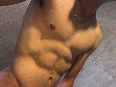 Seuz model porn picture