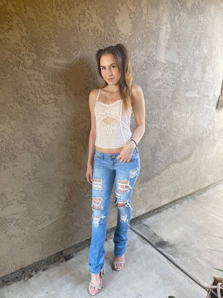 IcyRose1yXO naked star images