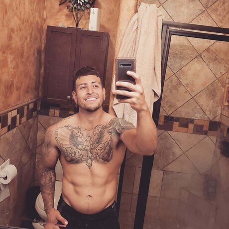 Juan De Luna model pretty galleries