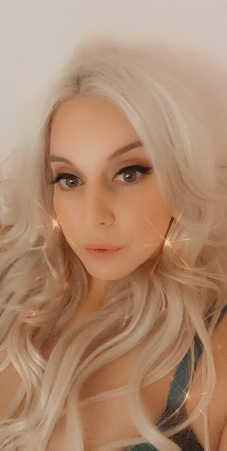 J adore hot star images