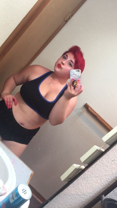 Feyra pornstar adult pic