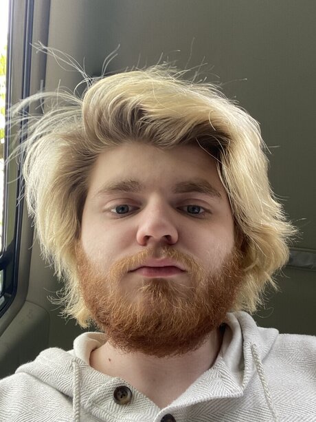 ig ihatesnickers sexy pornstar picture