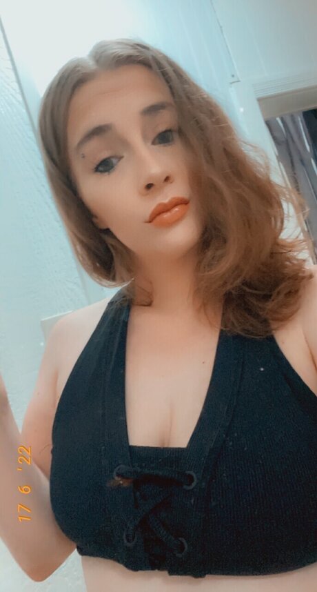 BrizzyGoddess model xxx picture