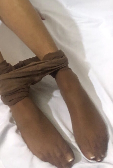 Zurwyhi free model pic