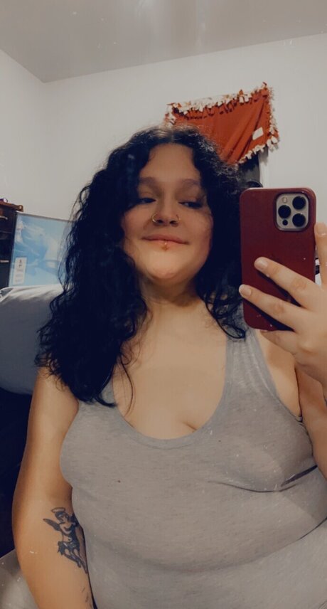 Ki ze ru naked model pic