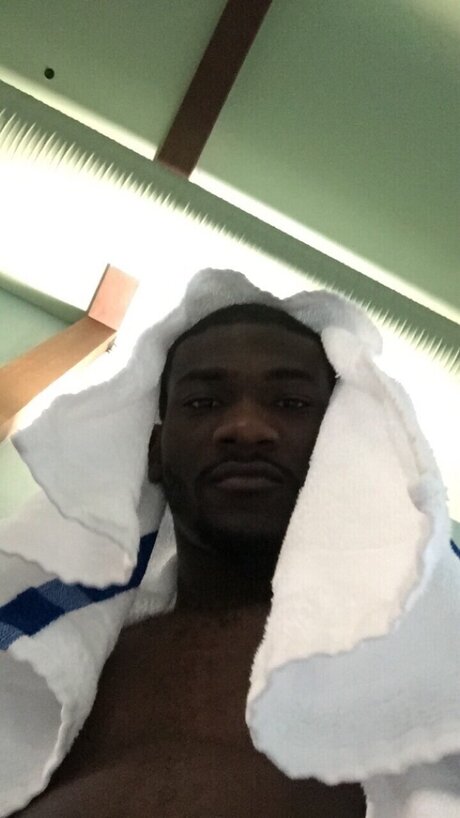 CallMeKunta_ porn star photo