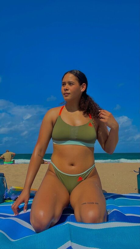 Alexxx free star pics