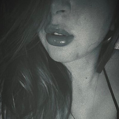 LOhara Rachel model art picture