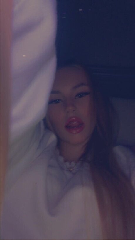 Oana free model images