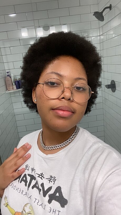 GoldiLox model porn photo