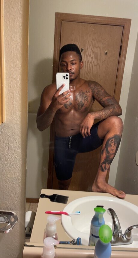 Justin Teasley model hot picture