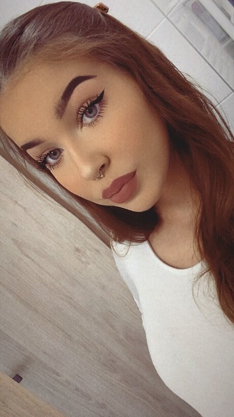 Viky nude pornstar archive