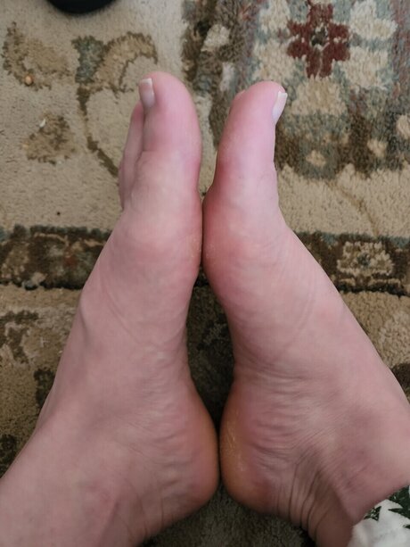 Hotgirlfeet sexy star pic