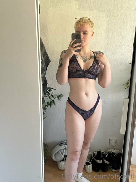 Ofscarll pornographic star archive