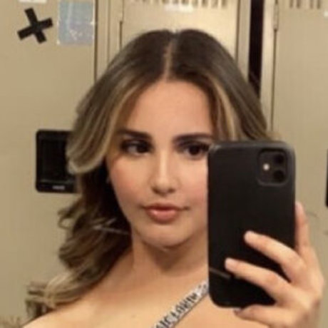 Shellyy13 nude actress photos