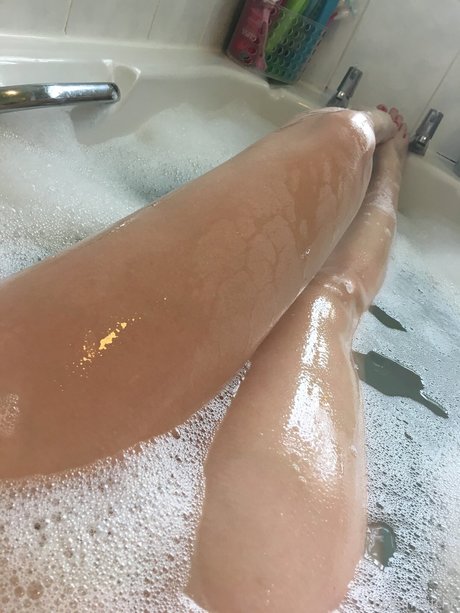 Bbgumbitchh pornstar exclusive gallery