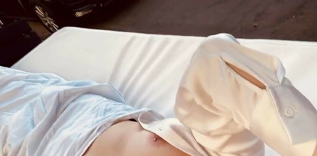 Lysandre Nadeau nude model image