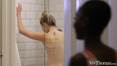 Zaawaadi exclusive actress photo