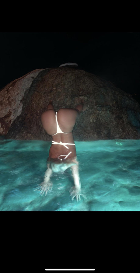 Madisun Sky sex star img