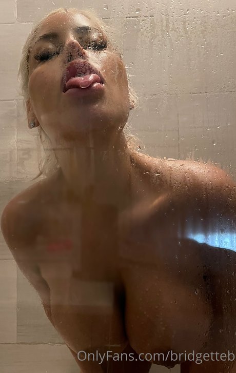 Bridgette B star xxx pic