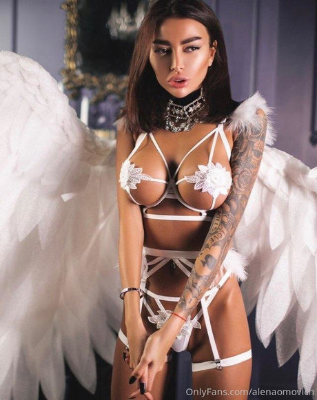 Alena Omovych star pretty pics