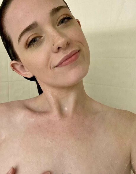 babyzoeyx model erotic galleries