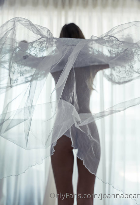 JoannaBear hd model img