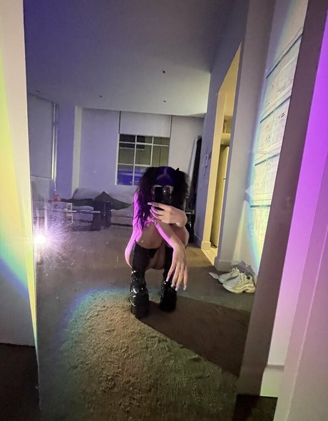 Zheani pornstar adult pic