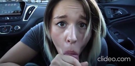 Violet Moreau model nice picture