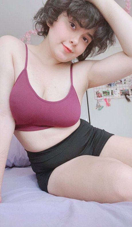 Lucillexs pornographic actress img