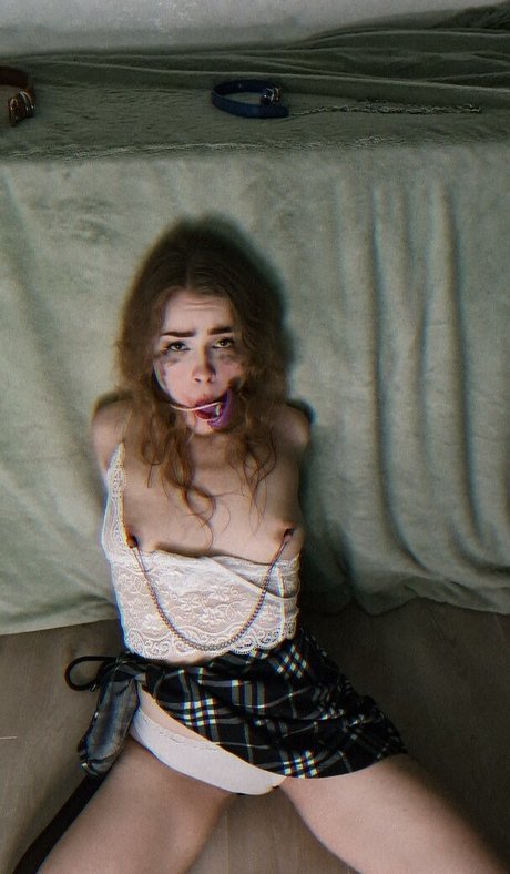 LilRoxxxy pretty model galleries