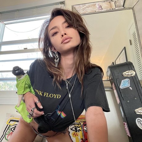 Kaile Goh pornstar pretty gallery