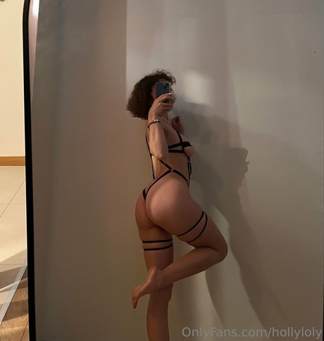 hollyloly hot actress photo