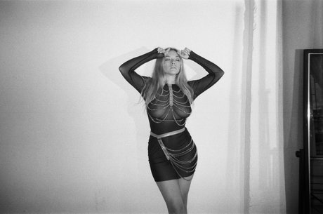 Olga Kobzar star high quality picture