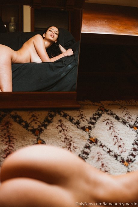 Audrey Martin beautiful model image