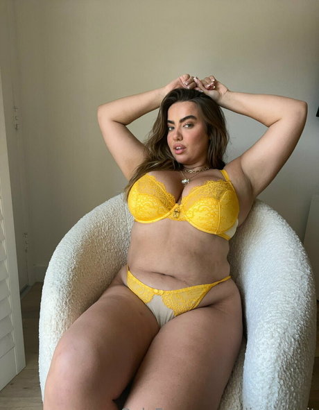 Julia Berit best star image