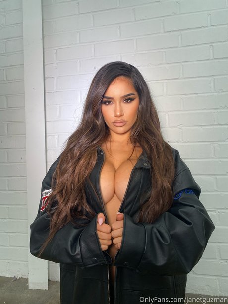 Janet Guzman sexy pornstar image