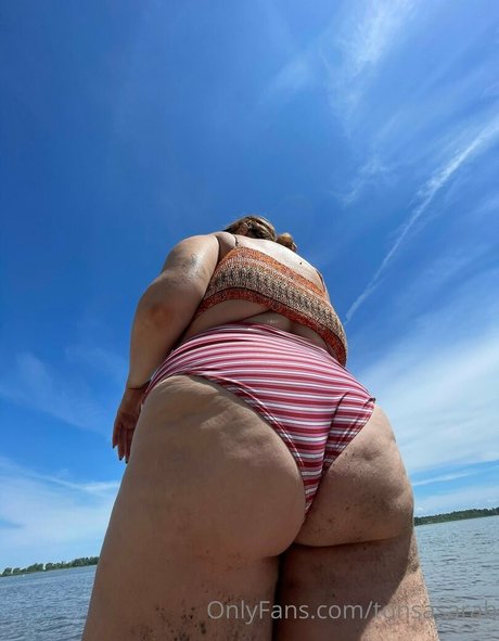 tonsasarah adult actress images