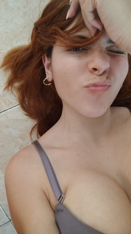 Samba nude star image